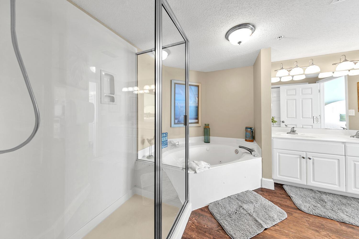 Majestic Towers 1-1803 Apartment Panama City Beach